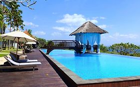 Semabu Hills Hotel Nusa Penida